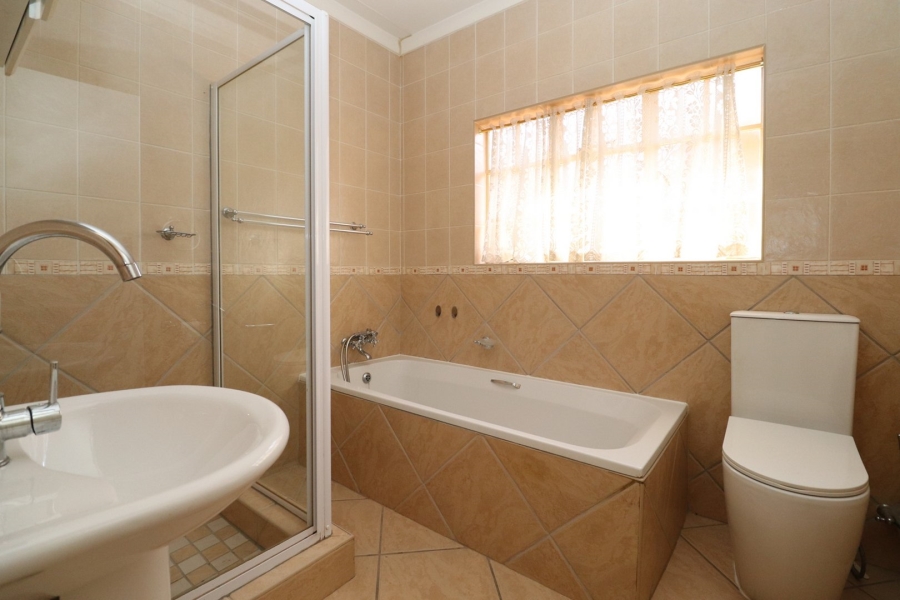 3 Bedroom Property for Sale in Flimieda North West